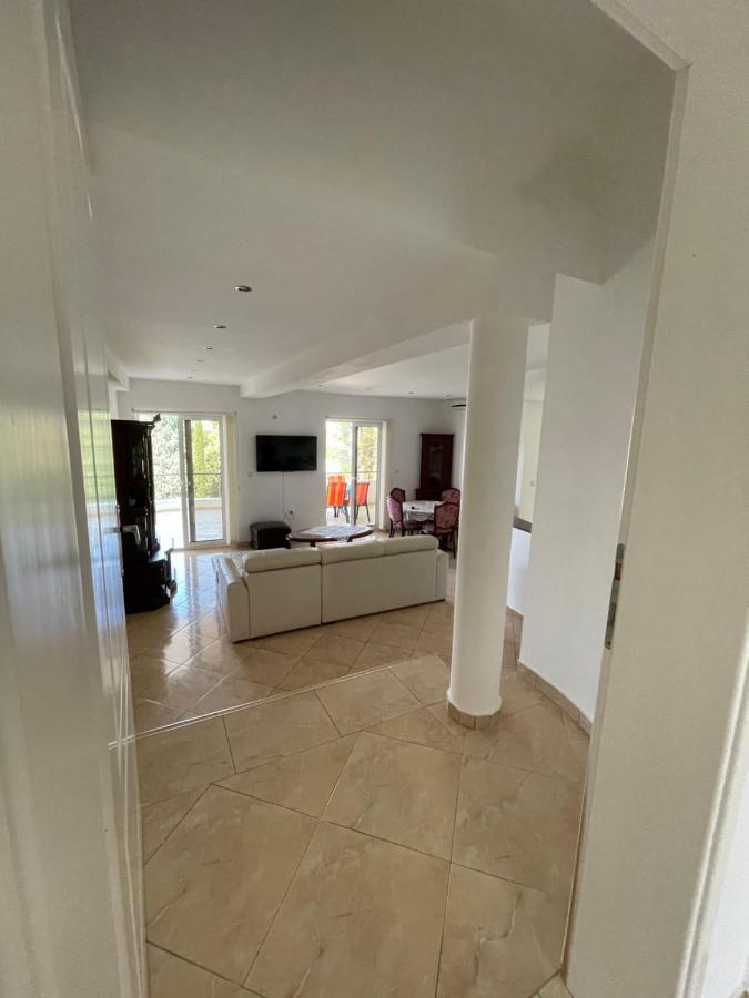 Apartments Rozela Ulcinj Ngoại thất bức ảnh