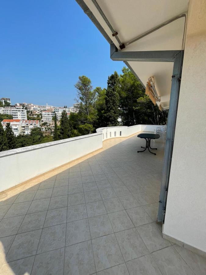 Apartments Rozela Ulcinj Ngoại thất bức ảnh