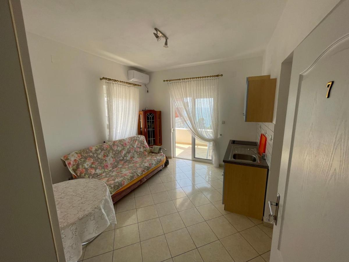 Apartments Rozela Ulcinj Ngoại thất bức ảnh