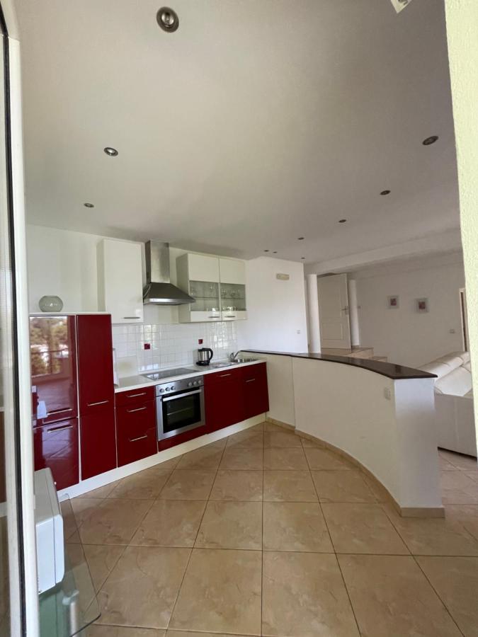 Apartments Rozela Ulcinj Ngoại thất bức ảnh